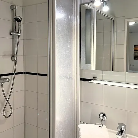 Brossolat Eg, Rebbelstieg Apartment *